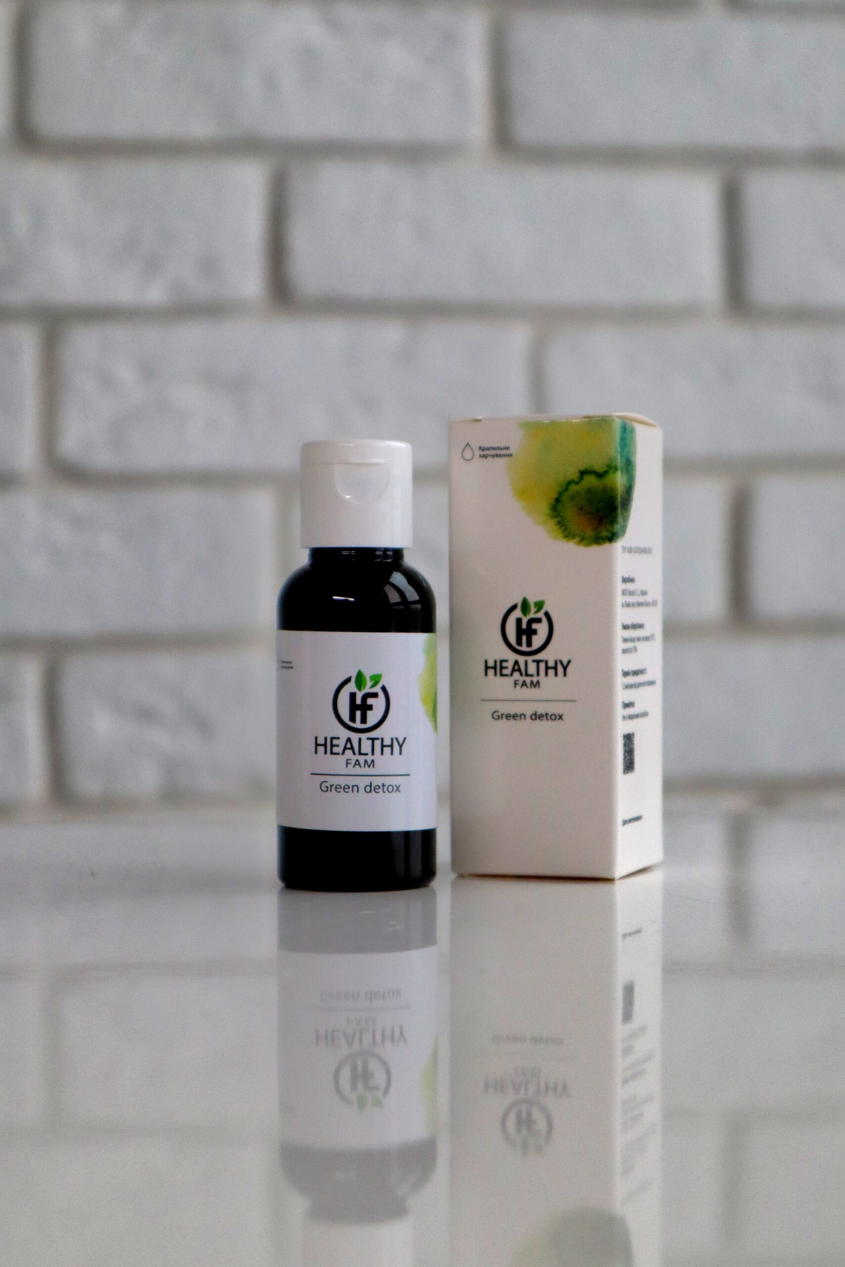 Green Detox Healthy FAM у флаконі та упаковці